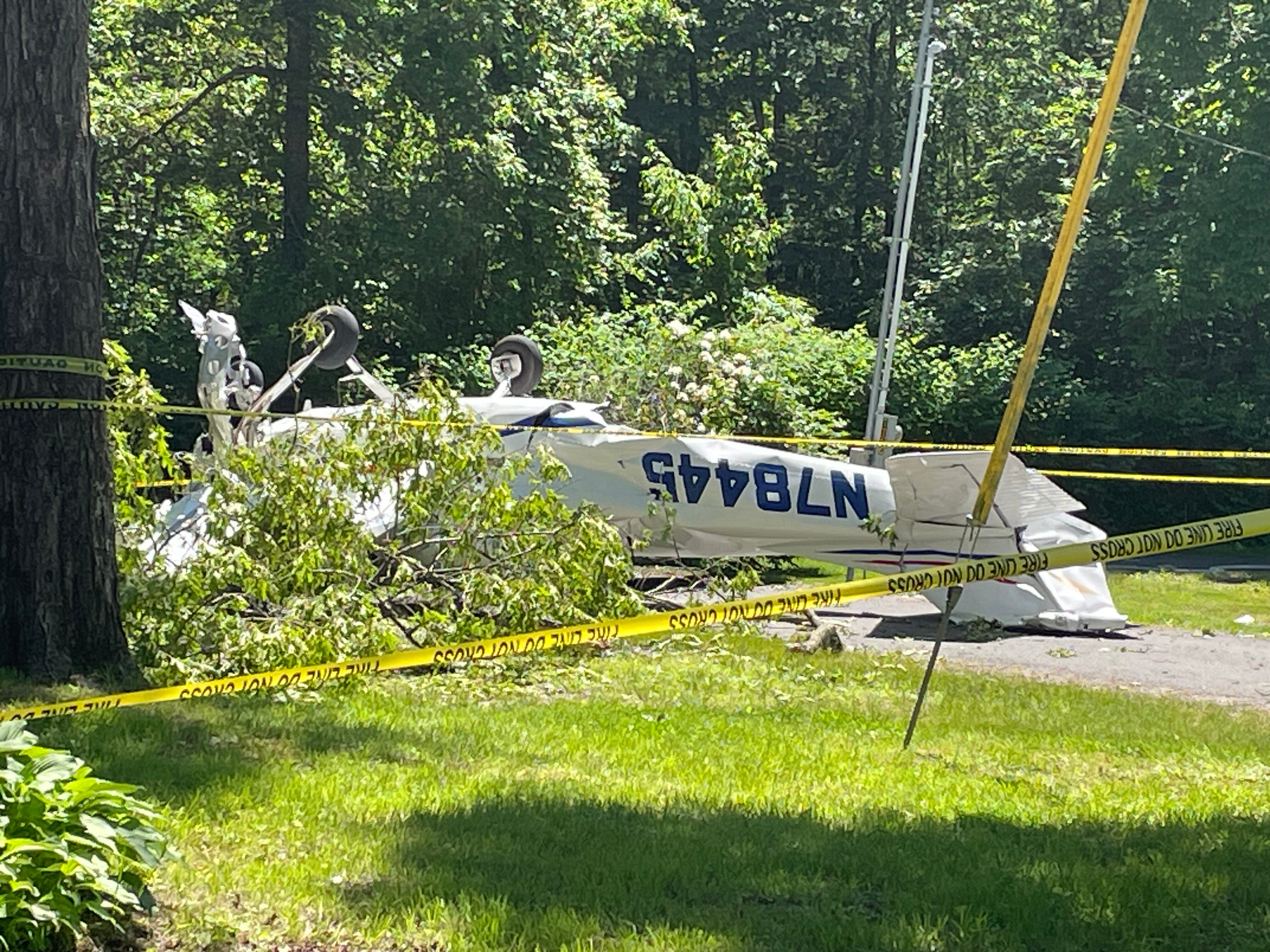Pilot hurt when plane crashes into Terryville campground - Vimarsana News